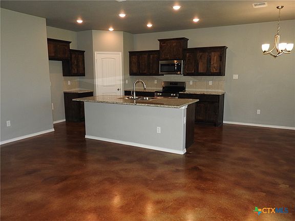 5th image of 1429 Lindsey Dr