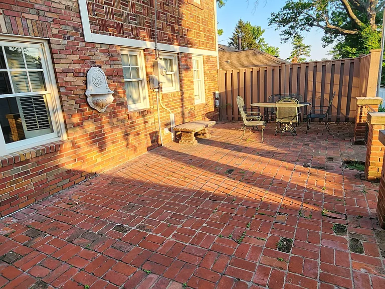 1137 Collingwood Dr — Photo 17