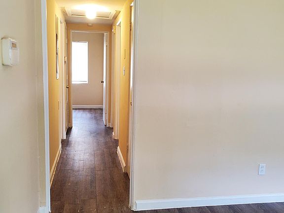 4th image of 1734 W 31st St