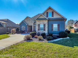 1619 Amhurst Ln, Maryville, TN 37801