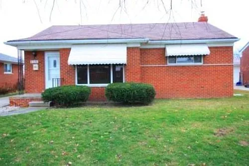 8578 Salem Ln photo 1