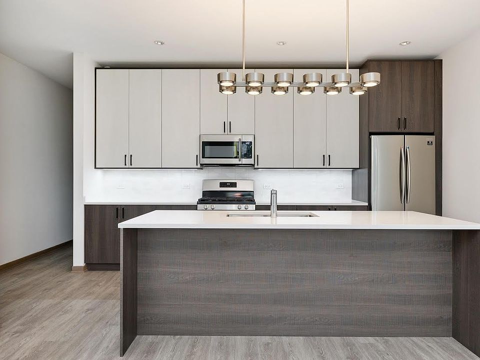 1st image of 4311 N Cicero Ave #1