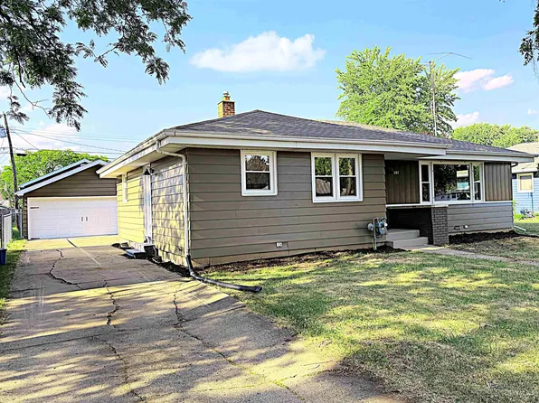 487 E McWilliams St, Fond Du Lac, WI 54935