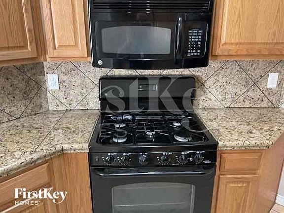 5th image of 8213 Cedar Mesa Ave