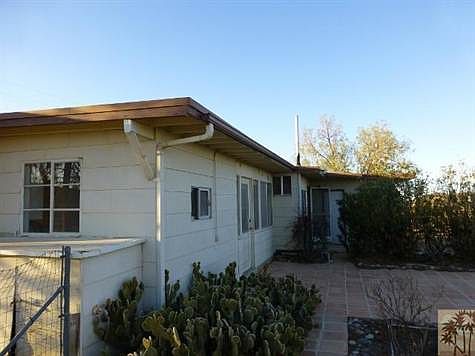 2nd image of 1845 Cambria Ave