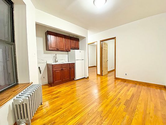 1st image of 146 E 98th St APT 15