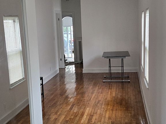 3rd image of 2652 E 11th St