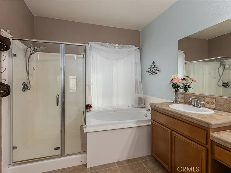 64243 Eagle Mountain Ave — Photo 11