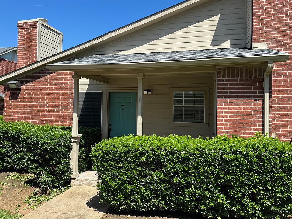 1st image of 1409 Meadowood Village Dr