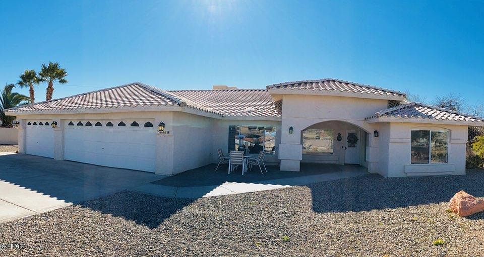 1st image of 3640 Yucca Dr