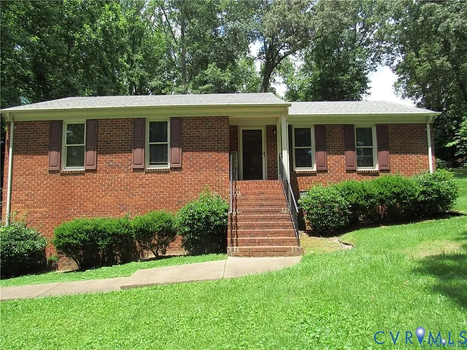 8506 Lyndale Dr