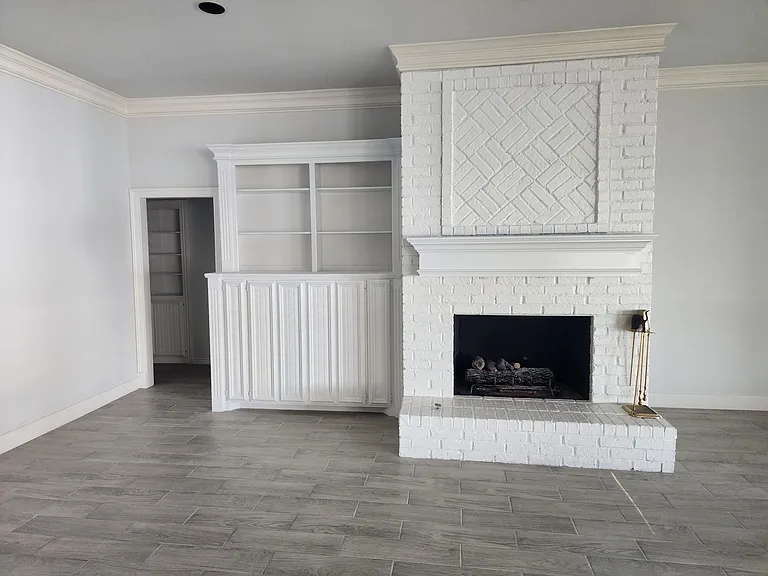 2318 Southbay Cir — Photo 10