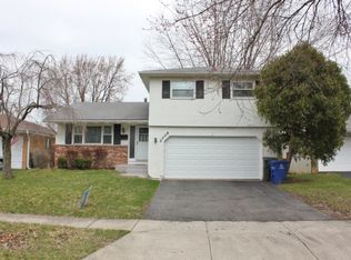 2228 Aquapark Ave, Columbus, OH 43229