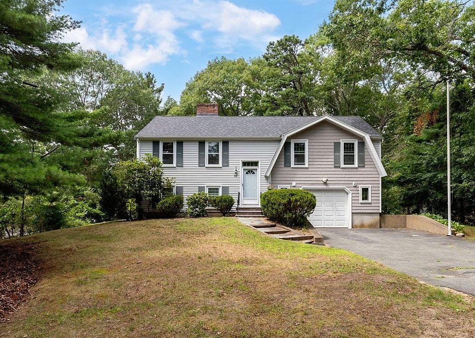 1st image of 17 W Pond Rd