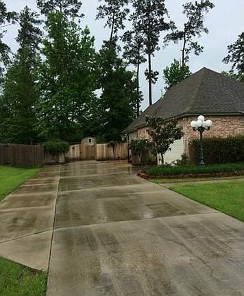 2nd image of 725 Wood Duck Ln