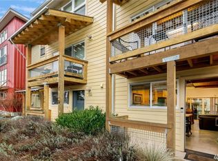 1724 SW Barton St, Seattle, WA 98106