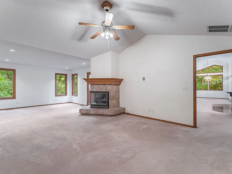 5 Ellesmere Ln — Photo 14