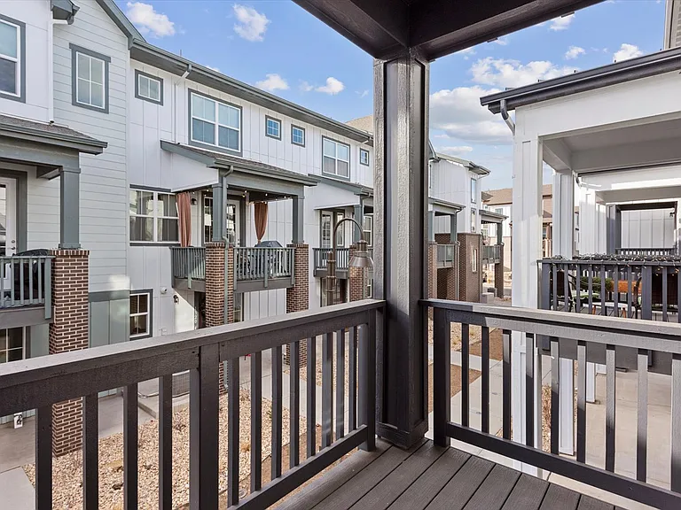 1330 Hoyt St #5 — Photo 25