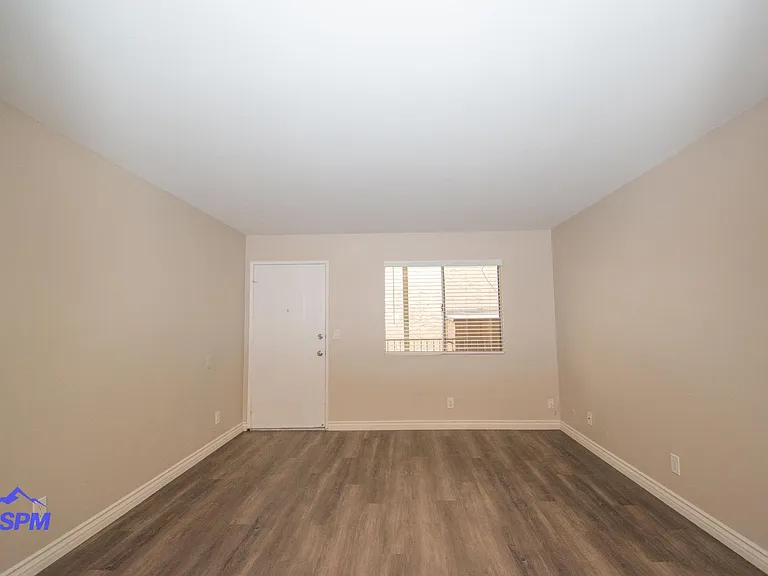 5020 Wightman St — Photo 7
