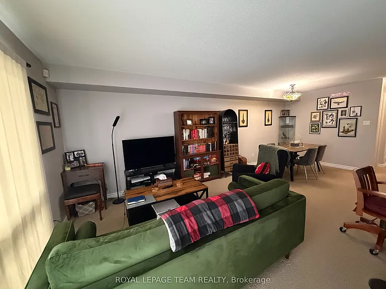 419 Chapman Mills Dr #A — Photo 15