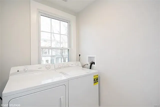 2 Park St #2B — Photo 9