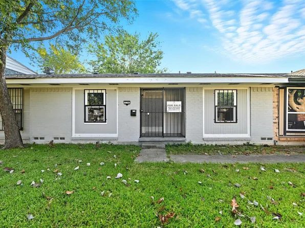 236 Ezekial Ave, Dallas, TX 75217