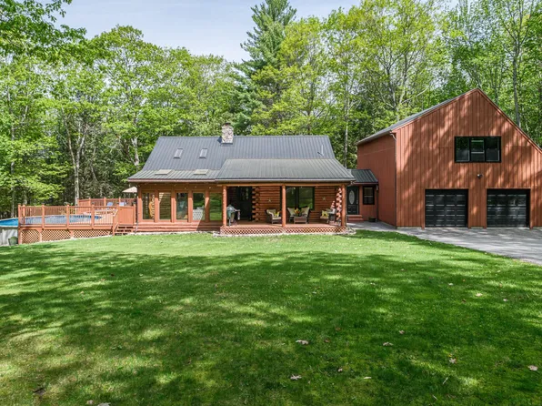 64 Summit Road, Gray, ME 04039