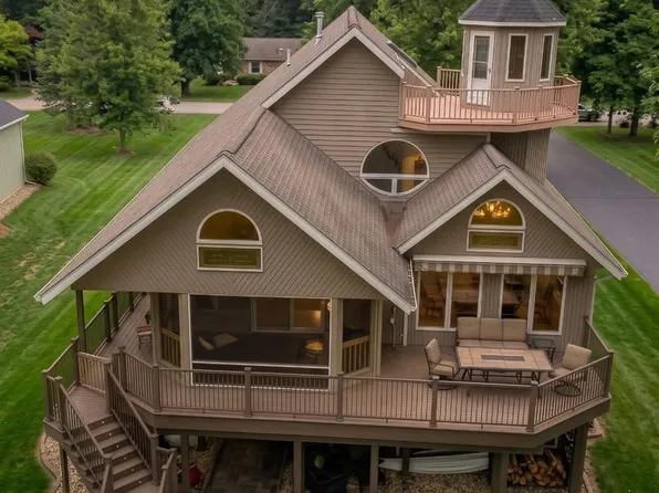 584 Lake Meade Dr, East Berlin, PA 17316