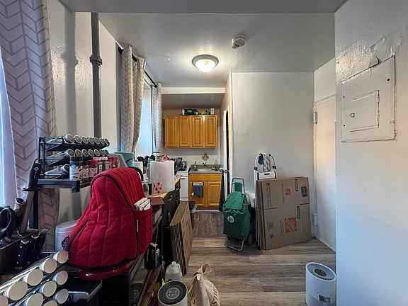5th image of 424 E 118th St Unit 3B