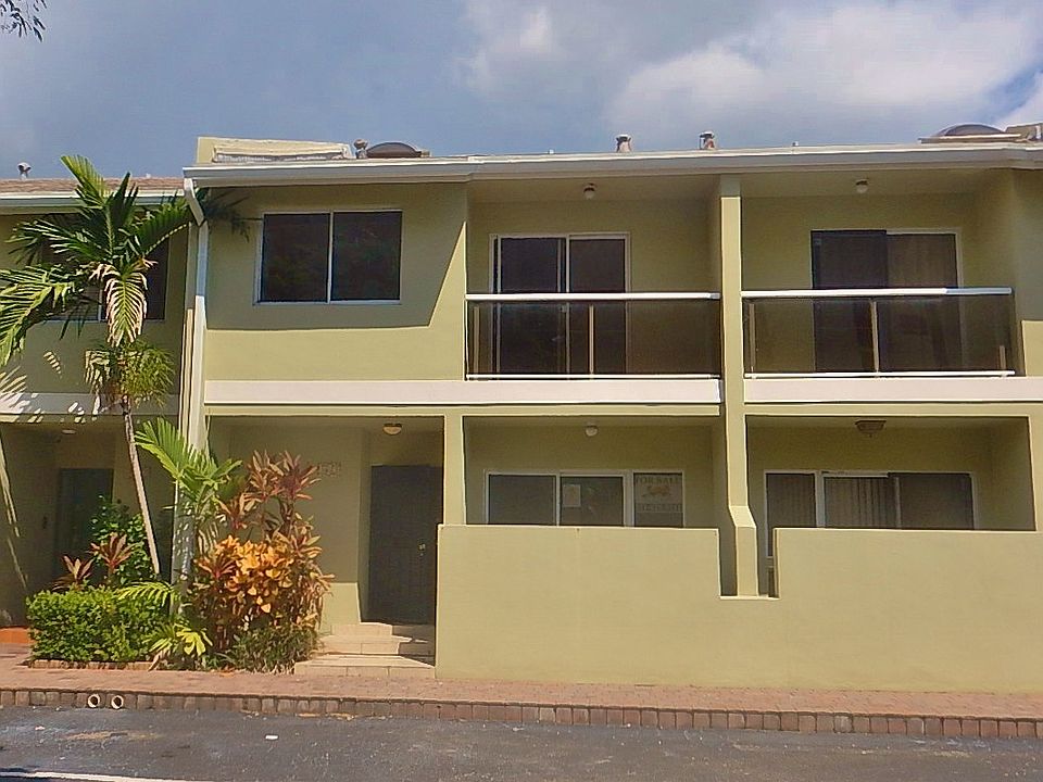 1st image of 3621 NE 168th St #111
