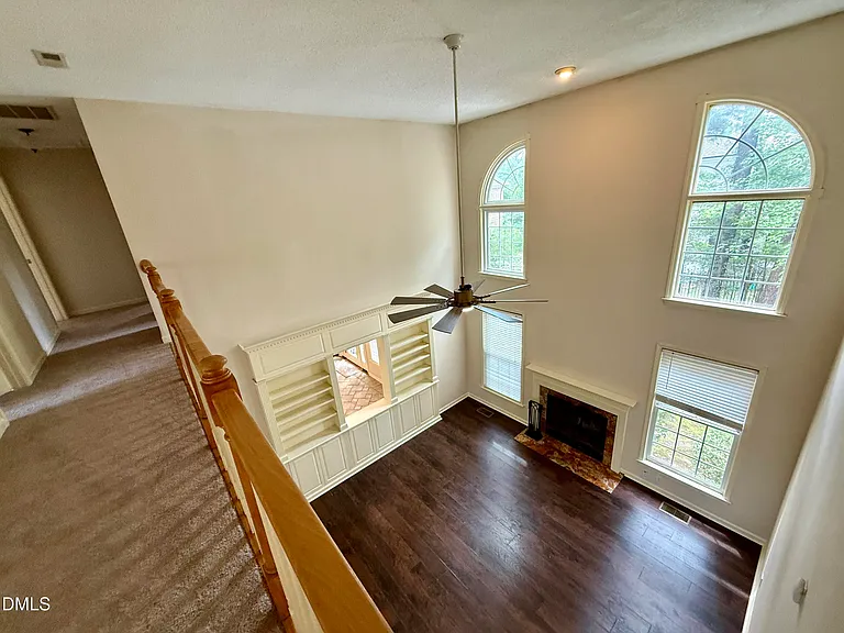 110 Palmer Meadow Ct — Photo 18