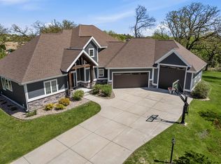 5738 Tuscany Ln, Waunakee, WI 53597