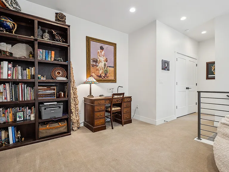 11921 N Shoreline Dr — Photo 14