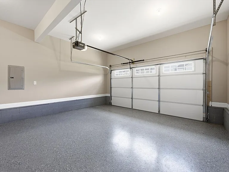 930 Tufnel Dr — Photo 30