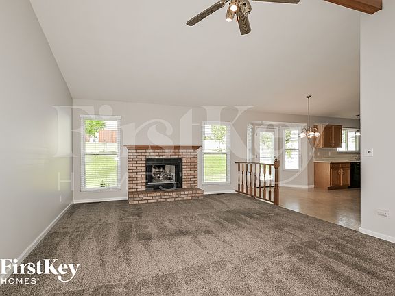 3rd image of 3891 Cambridge Crossing Dr