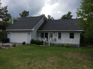 65 Cherry Tree Ln, Saranac Lake, NY 12983
