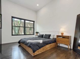 22 N Morgan St APT 213, Chicago, IL 60607