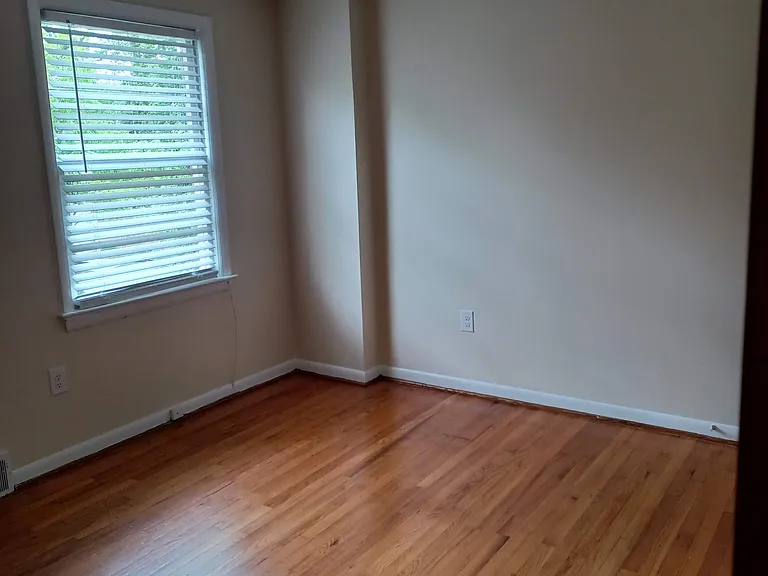 222 E Whitlock Ave #1 — Photo 13