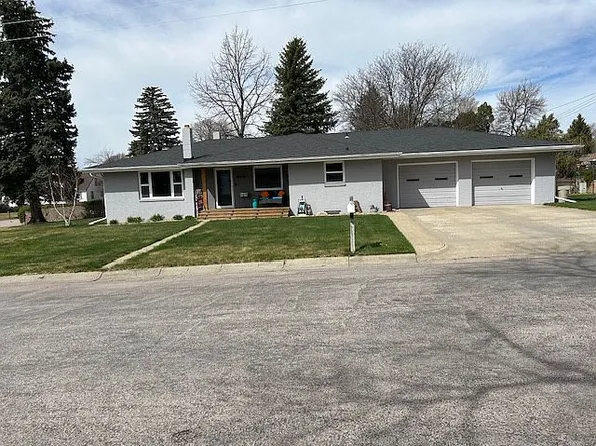 900 N Elm St, Gordon, NE 69343