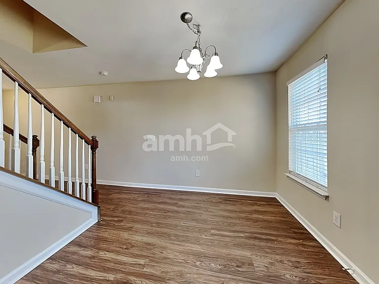 1309 Lowell St — Photo 5