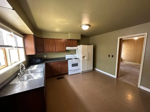 1701 Broadway St Hannibal, 1701 Broadway St #3f7b06155, Hannibal, MO 63401