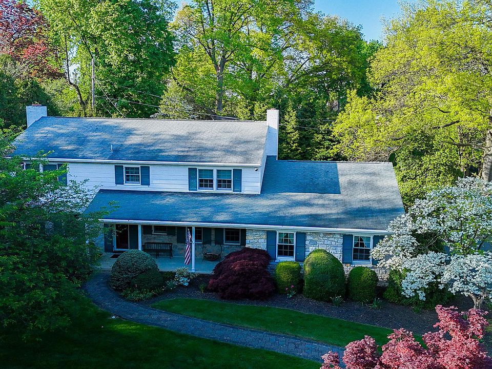 1st image of 18806 Briarwood Dr