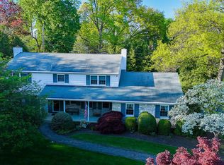 18806 Briarwood Dr, Hagerstown, MD 21742