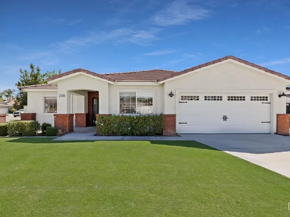 208 Via Esperanza, Bakersfield, CA 93314