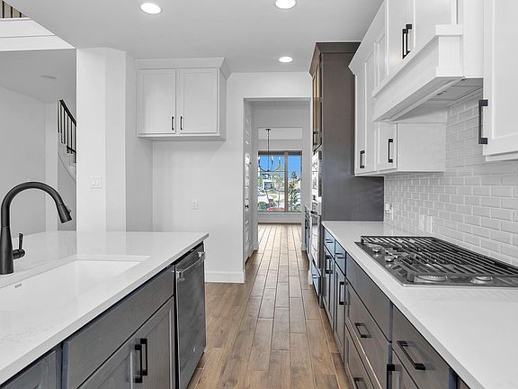 6th image of this home