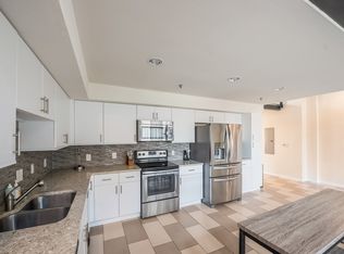 Gorgeous, Fully Loaded / Fully Furnished Downtown Penthouse, Albuquerque, NM 87102