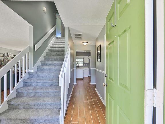 2nd image of 3028 Annadale Cir