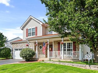 3358 Worthington Ln, Lake In The Hills, IL 60156