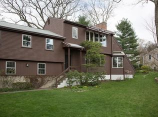 17 Maurice Rd, Wellesley, MA 02482