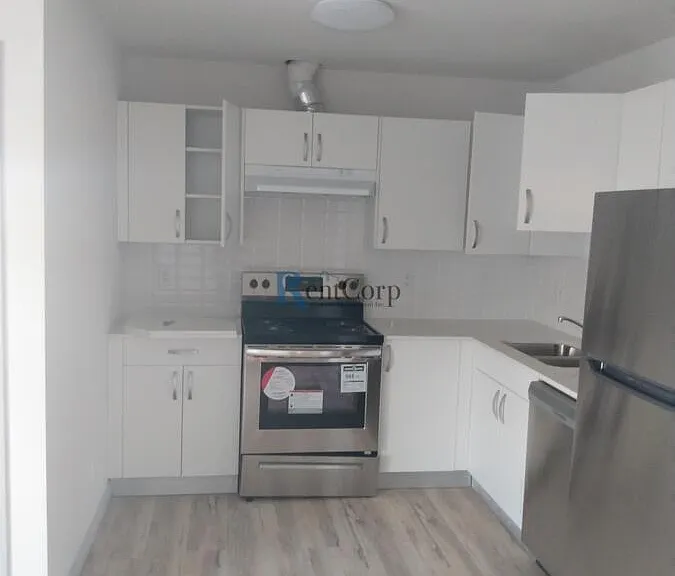 269 Sunview St #707 — Photo 3